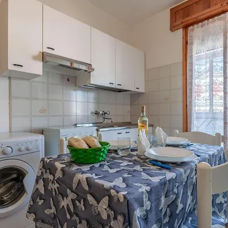 Апартаменты Perla Розолина-Маре